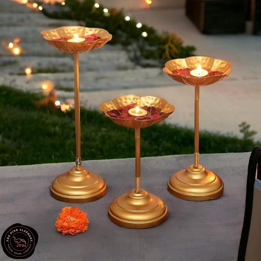 Medium Flat Flower Plate Standing