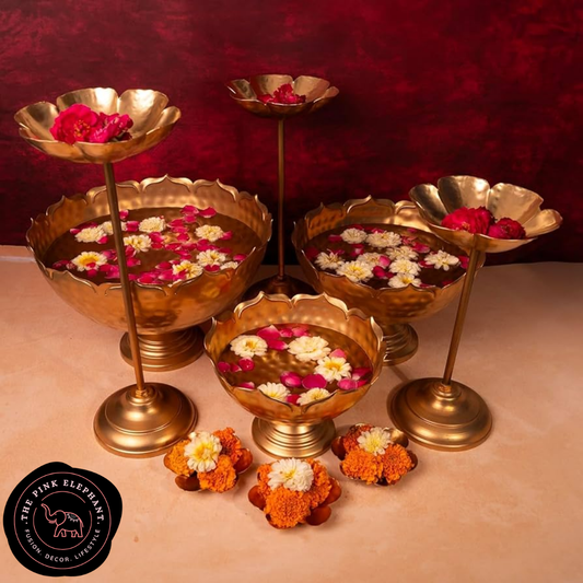 Standing Lotus Bowl Urli