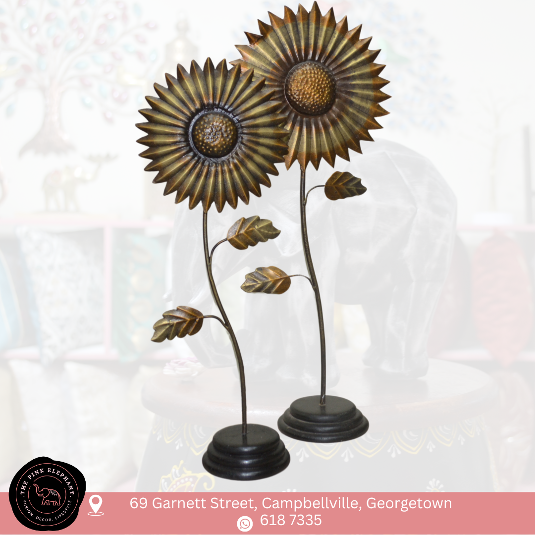 Outdoor Sunflower Decor