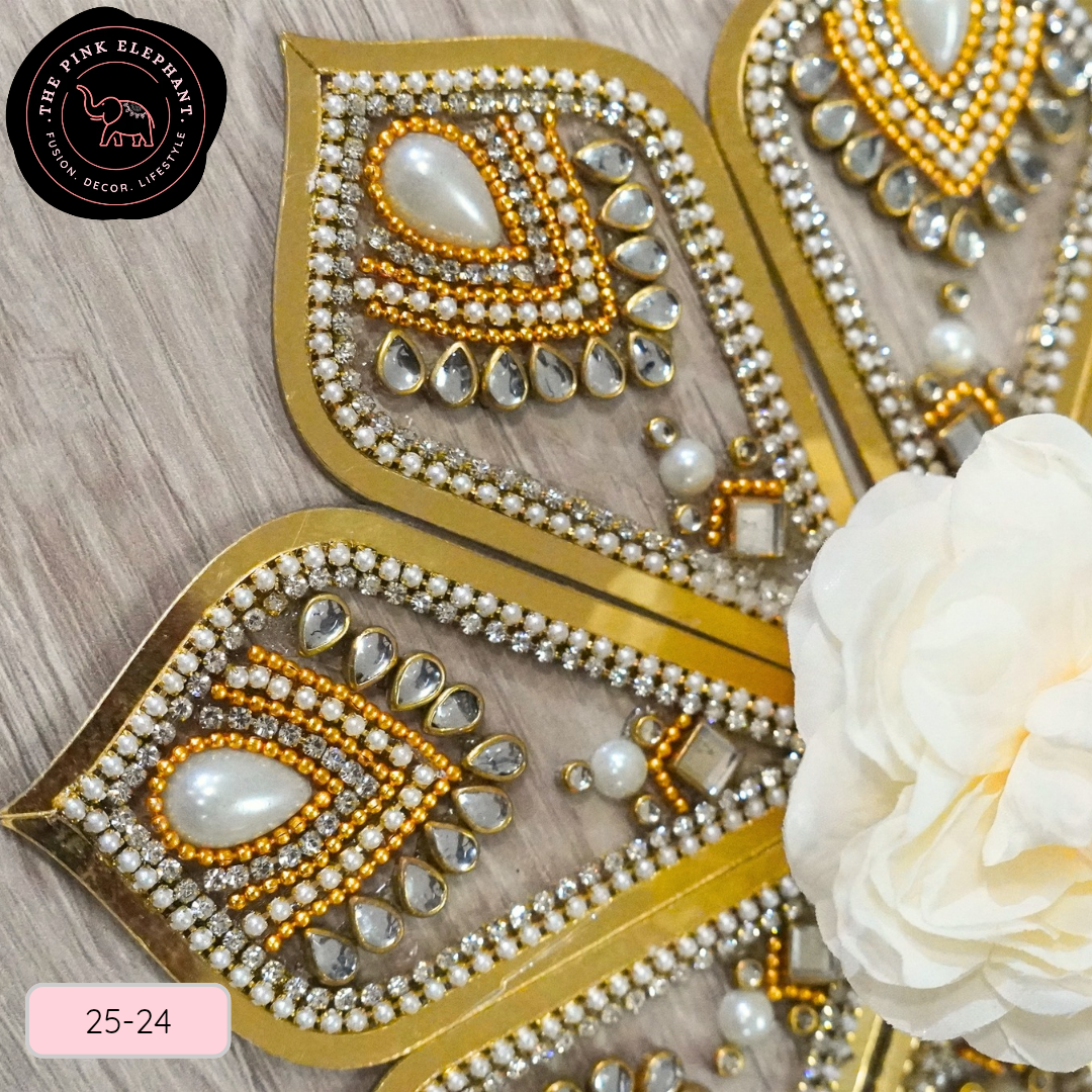 White Flower Acrylic Rangoli 8" 25-24